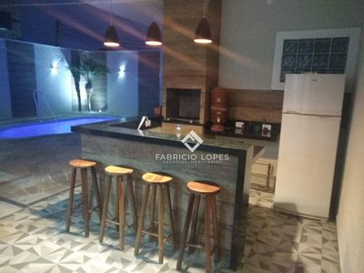 Casa, 3 quartos, 222 m² - Foto 2