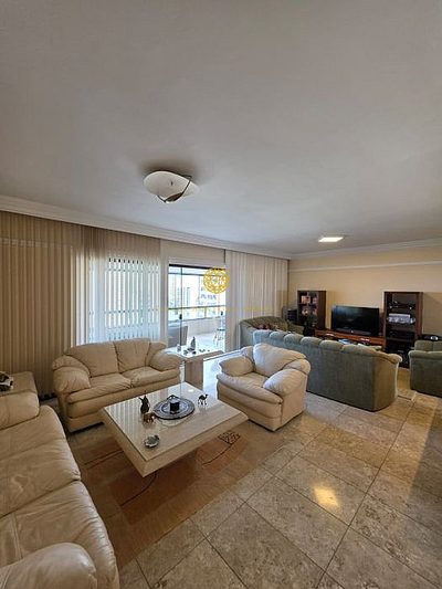 Apartamento, 3 quartos, 210 m² - Foto 2