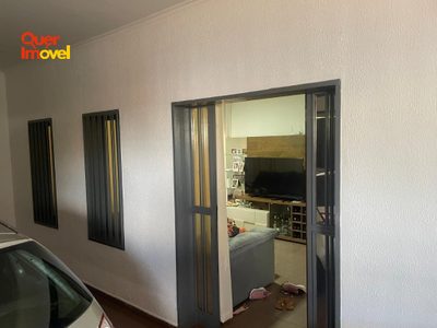 Casa, 3 quartos, 192 m² - Foto 2