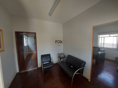 Casa, 3 quartos, 256 m² - Foto 3