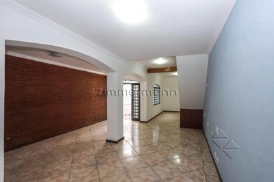 Casa, 3 quartos, 226 m² - Foto 2