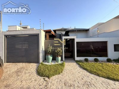 Casa, 3 quartos, 200 m² - Foto 1