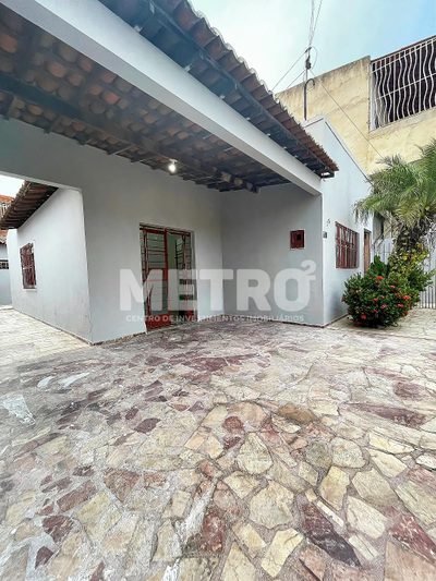 Casa, 3 quartos - Foto 1