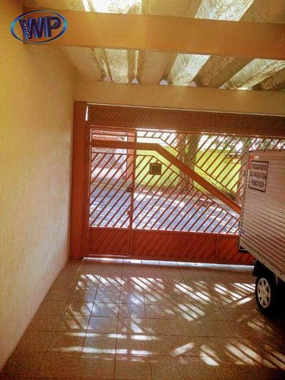 Sobrado, 3 quartos, 181 m² - Foto 2