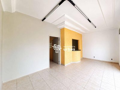 Casa, 2 quartos, 241 m² - Foto 2