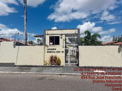 Casa, 2 quartos, 49 m² - Foto 1