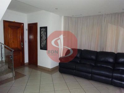 Sobrado, 3 quartos, 168 m² - Foto 2