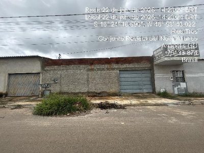 Casa, 2 quartos, 200 m² - Foto 1