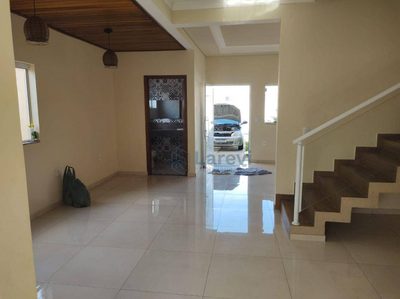 Casa, 3 quartos, 163 m² - Foto 1