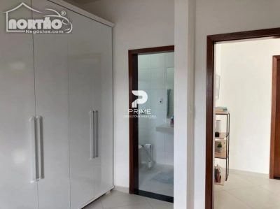 Casa, 6 quartos, 257 m² - Foto 2