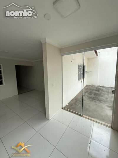 Casa, 2 quartos, 276 m² - Foto 3