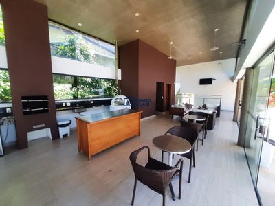 Casa, 5 quartos, 176 m² - Foto 1