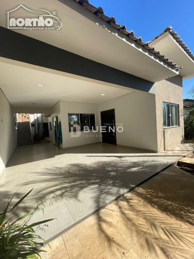 Casa, 3 quartos, 206 m² - Foto 1