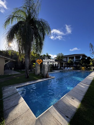 Casa, 6 quartos, 481 m² - Foto 1