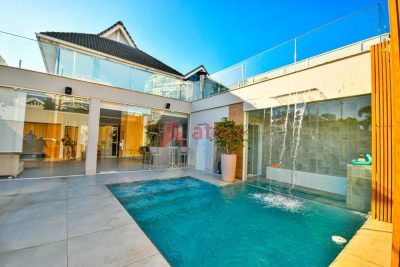 Casa, 5 quartos, 281 m² - Foto 1