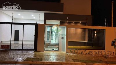 Casa, 4 quartos, 202 m² - Foto 1