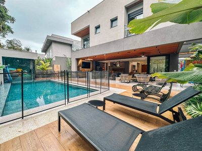 Casa, 7 quartos, 482 m² - Foto 1