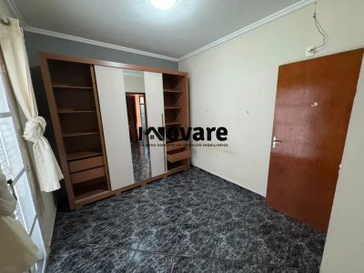 Casa, 3 quartos, 210 m² - Foto 2