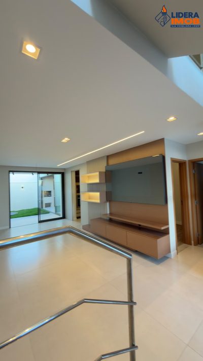 Casa, 4 quartos, 200 m² - Foto 1