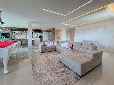 Apartamento, 3 quartos, 206 m² - Foto 4