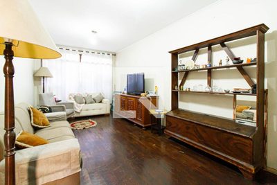 Casa, 3 quartos, 180 m² - Foto 1