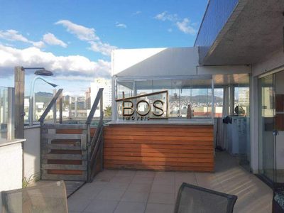 Cobertura, 3 quartos, 205 m² - Foto 1