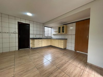 Casa, 3 quartos, 186 m² - Foto 2