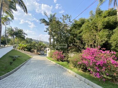 Casa, 6 quartos, 283 m² - Foto 3