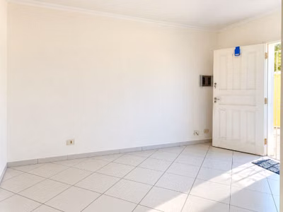 Casa de Condomínio, 2 quartos - Foto 2