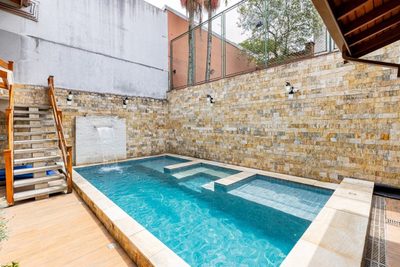 Casa, 4 quartos, 276 m² - Foto 1