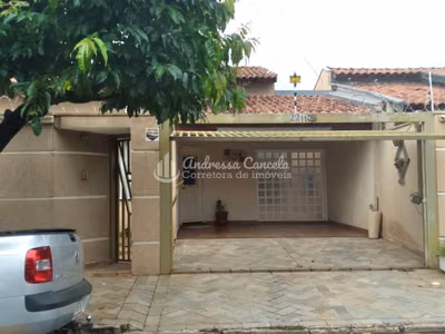 Casa, 3 quartos, 170 m² - Foto 1