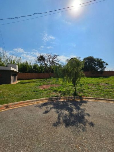 Loteamento e Condomínio, 293 m² - Foto 1
