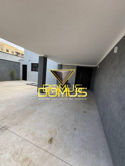 Casa, 3 quartos, 253 m² - Foto 2