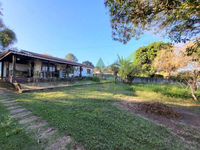 Sítio, 3 quartos, 800 m² - Foto 1