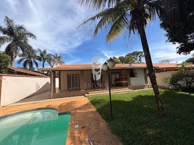 Casa, 3 quartos, 2250 m² - Foto 1