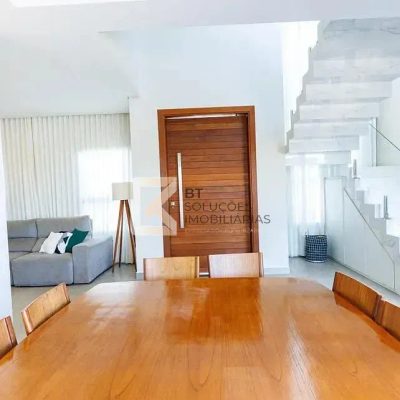 Sobrado, 3 quartos, 204 m² - Foto 2