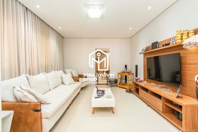 Casa, 3 quartos, 204 m² - Foto 1