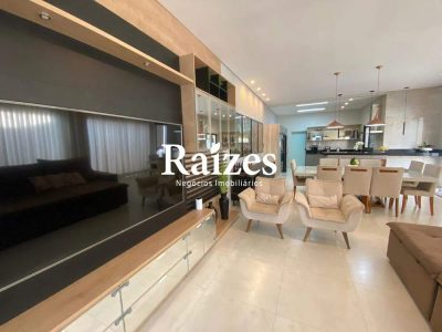 Casa, 3 quartos, 275 m² - Foto 4