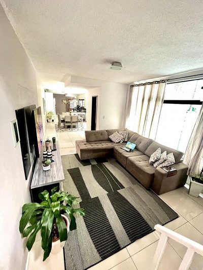 Casa, 3 quartos, 207 m² - Foto 2