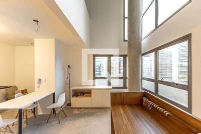 Apartamento, 1 quarto, 61 m² - Foto 1