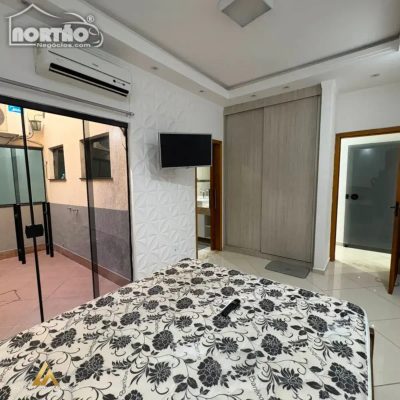 Casa, 4 quartos, 132 m² - Foto 1