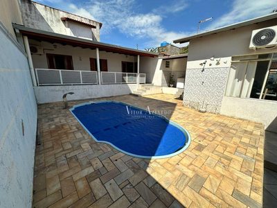 Casa, 4 quartos, 200 m² - Foto 3