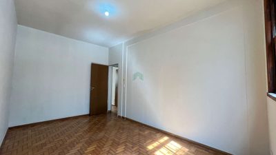 Casa, 5 quartos, 185 m² - Foto 2