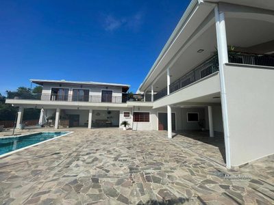 Casa, 4 quartos, 306 m² - Foto 1