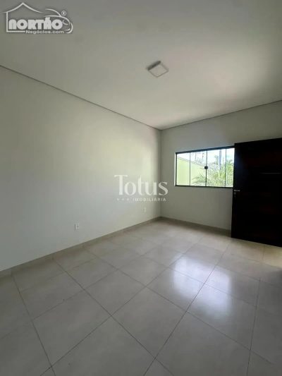 Casa, 3 quartos, 109 m² - Foto 4
