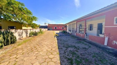 Casa, 5 quartos, 193 m² - Foto 2