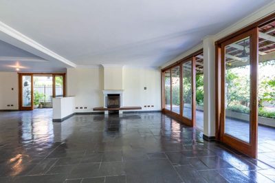 Casa, 5 quartos, 352 m² - Foto 4