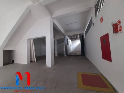 Prédio Inteiro - Foto 2