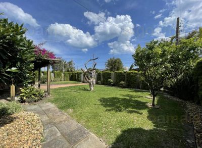 Casa, 3 quartos, 261 m² - Foto 1