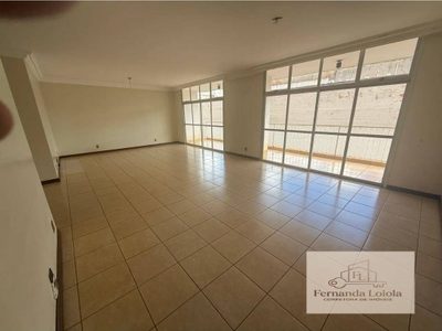 Apartamento, 3 quartos, 210 m² - Foto 1